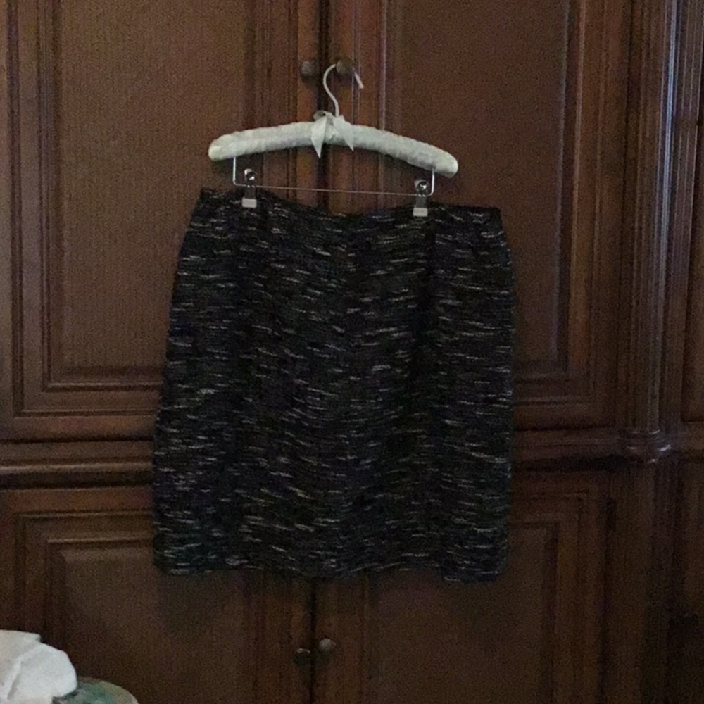 Talbots Skirt - Picture 2 of 3